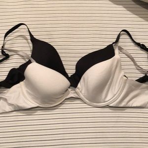 32B bras